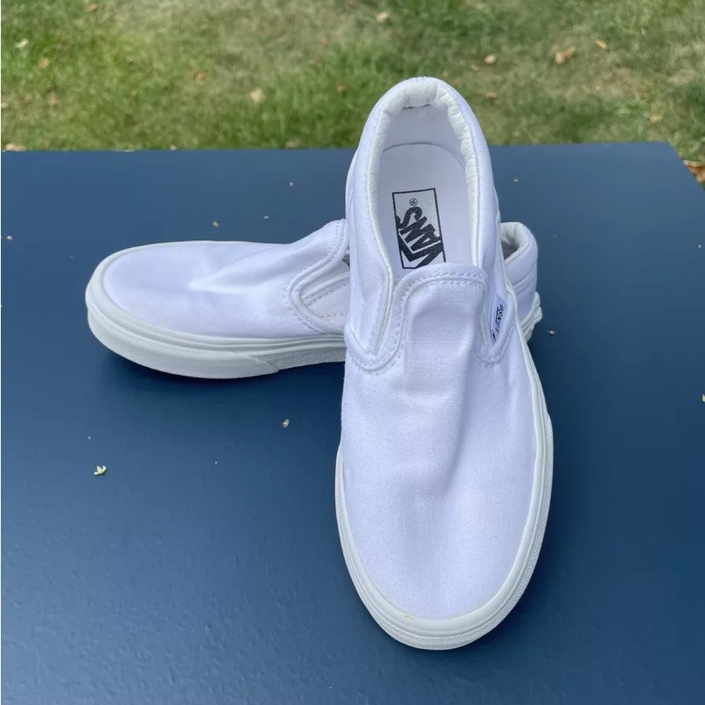 Vans Kids Size 2 White Slip On Shoes. Previously Used
